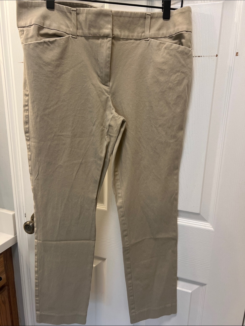 LOFT Beige Straight-Leg Crop Trousers